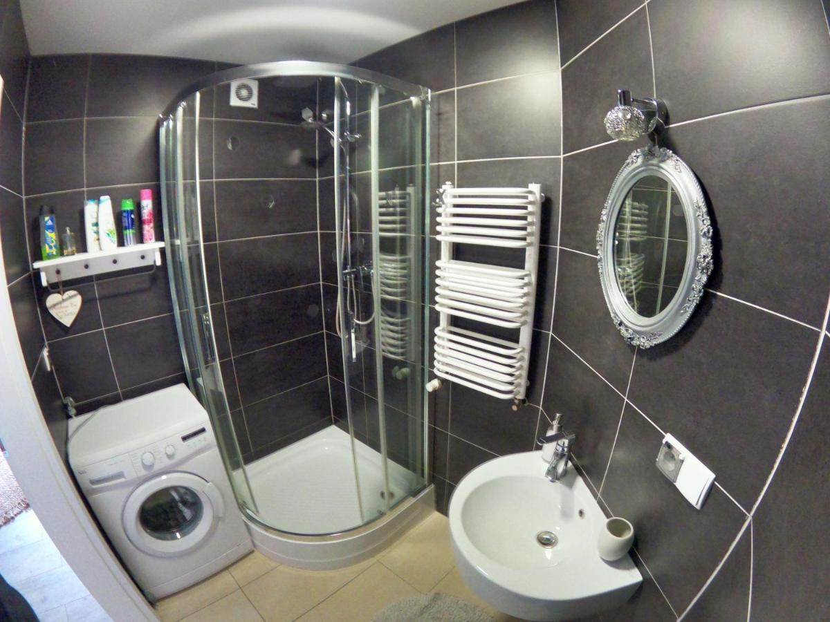 Apartamenty Apartlux Poznan Bagian luar foto