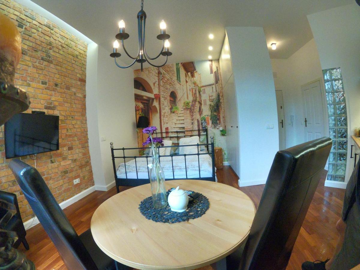 Apartamenty Apartlux Poznan Bagian luar foto