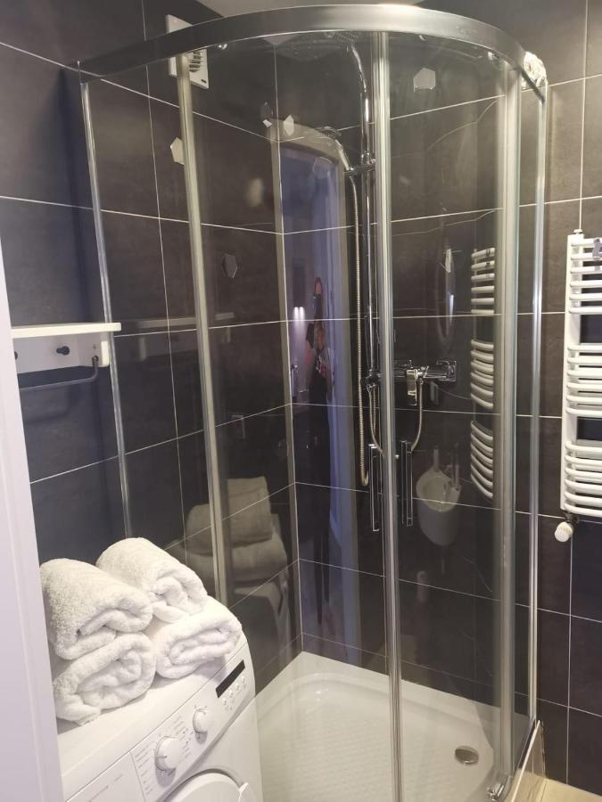 Apartamenty Apartlux Poznan Bagian luar foto